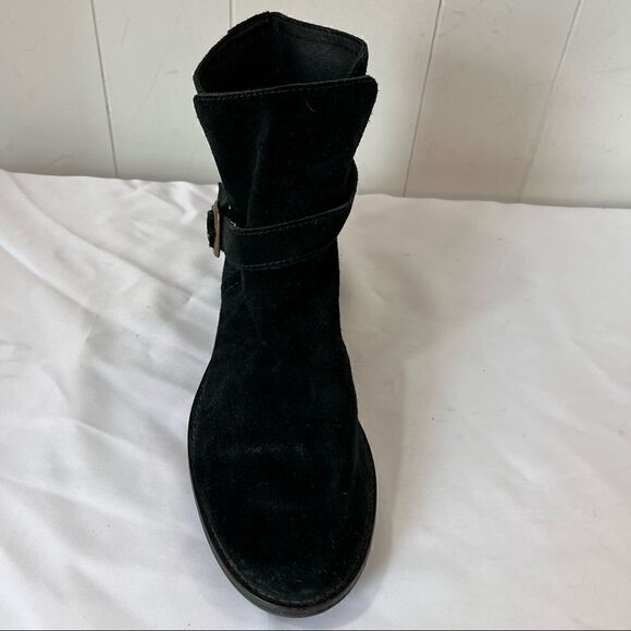 Black Booties Sam Edelman Malone Distressed Suede Buckle Strap Split Shaft 7.5 8 - Picture 6 of 7